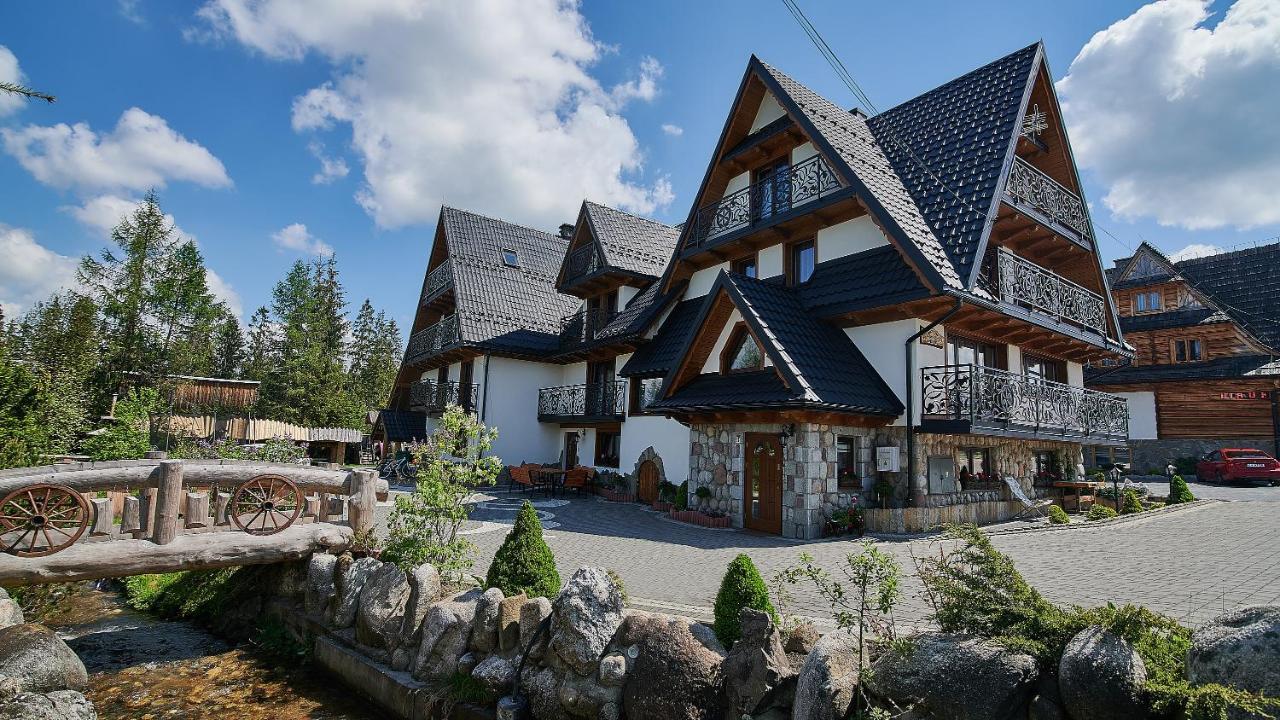 ムジャシフレ Lesny Dwor Bed & Breakfast エクステリア 写真
