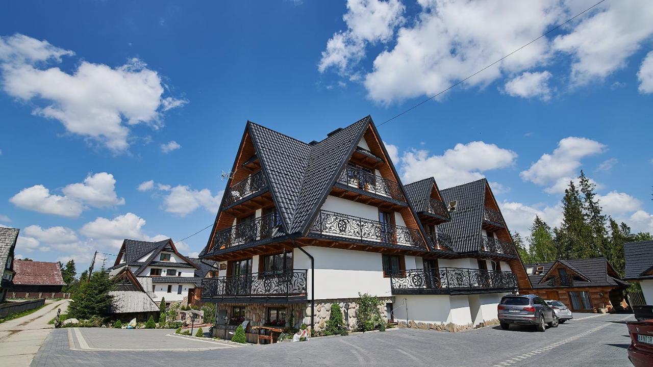 ムジャシフレ Lesny Dwor Bed & Breakfast エクステリア 写真