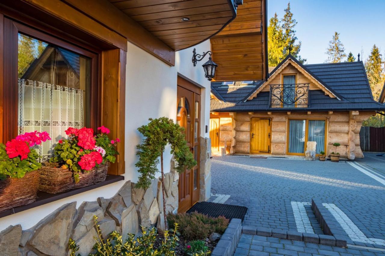 ムジャシフレ Lesny Dwor Bed & Breakfast エクステリア 写真
