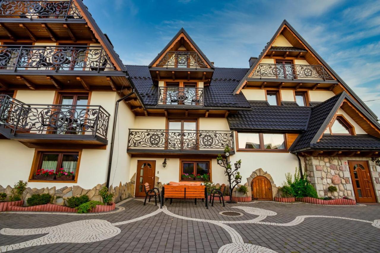 ムジャシフレ Lesny Dwor Bed & Breakfast エクステリア 写真