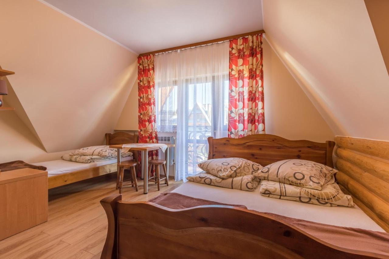 ムジャシフレ Lesny Dwor Bed & Breakfast エクステリア 写真