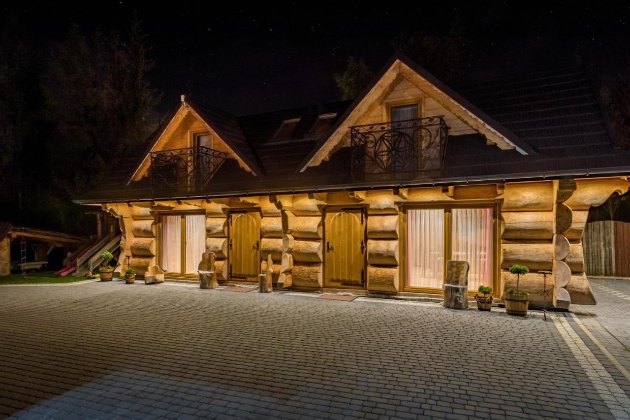 ムジャシフレ Lesny Dwor Bed & Breakfast エクステリア 写真