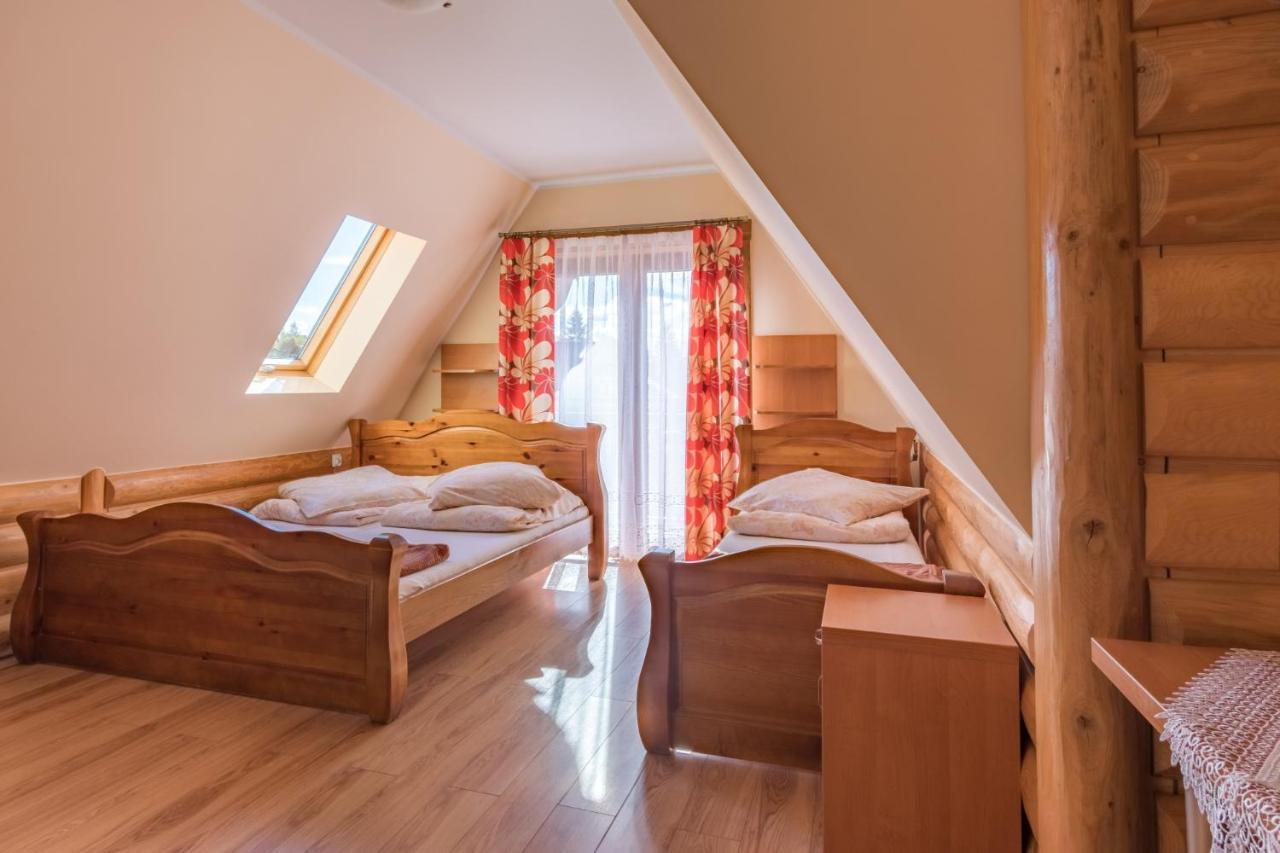 ムジャシフレ Lesny Dwor Bed & Breakfast エクステリア 写真