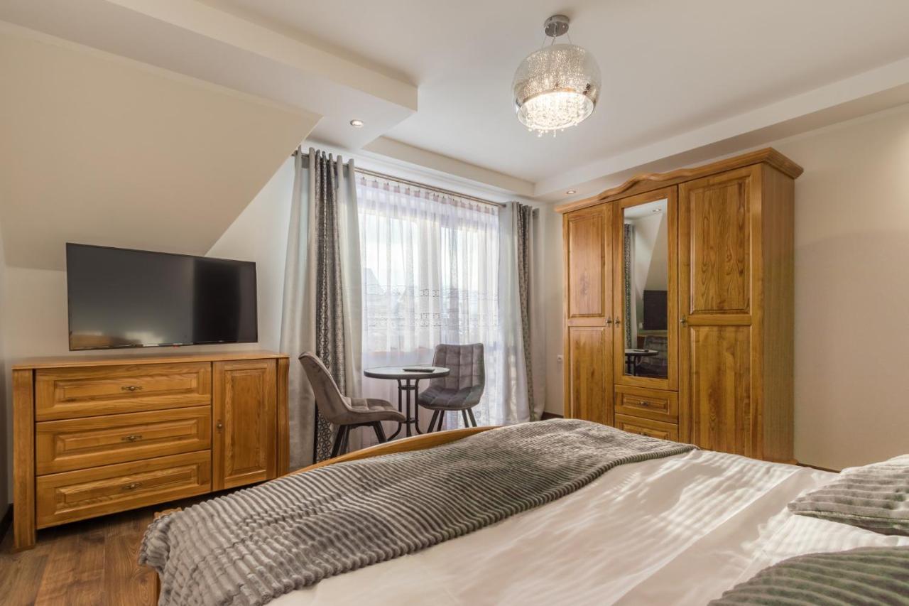 ムジャシフレ Lesny Dwor Bed & Breakfast エクステリア 写真