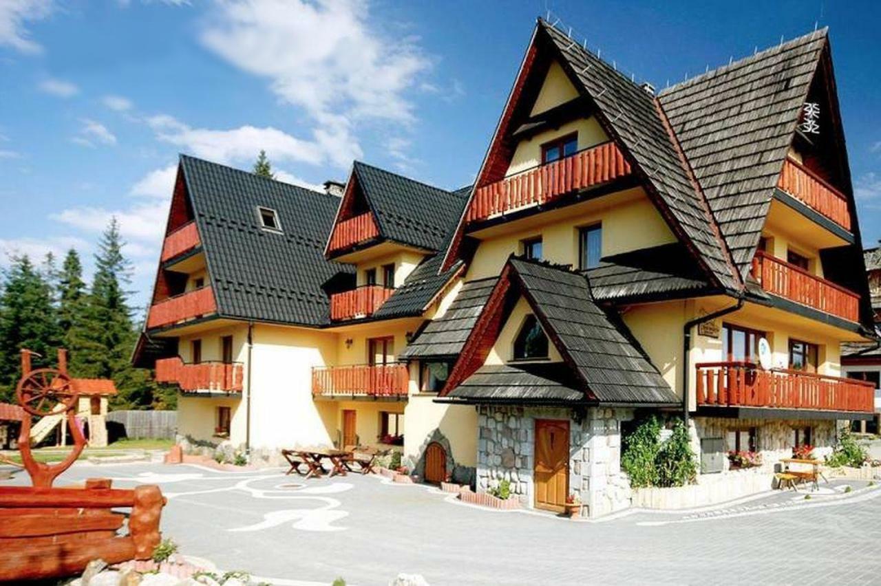 ムジャシフレ Lesny Dwor Bed & Breakfast エクステリア 写真