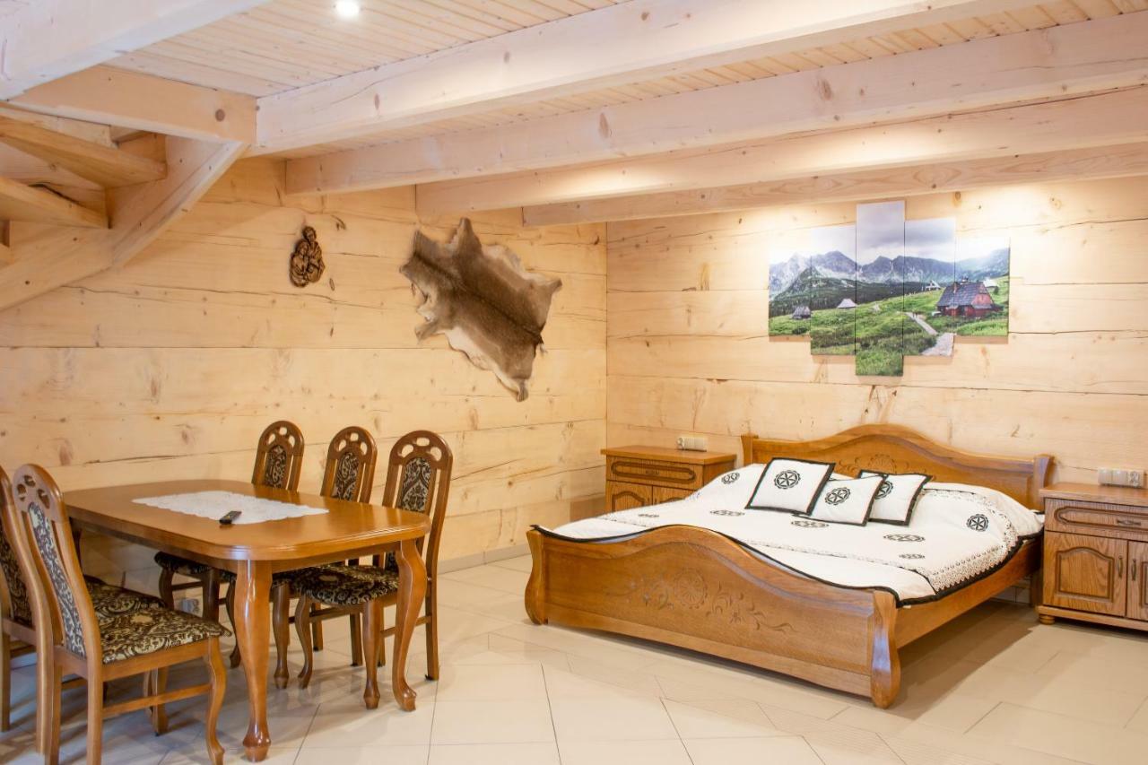 ムジャシフレ Lesny Dwor Bed & Breakfast エクステリア 写真